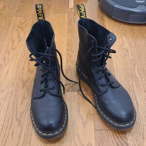 Doc Martens Pascal 1460 Womens size 8